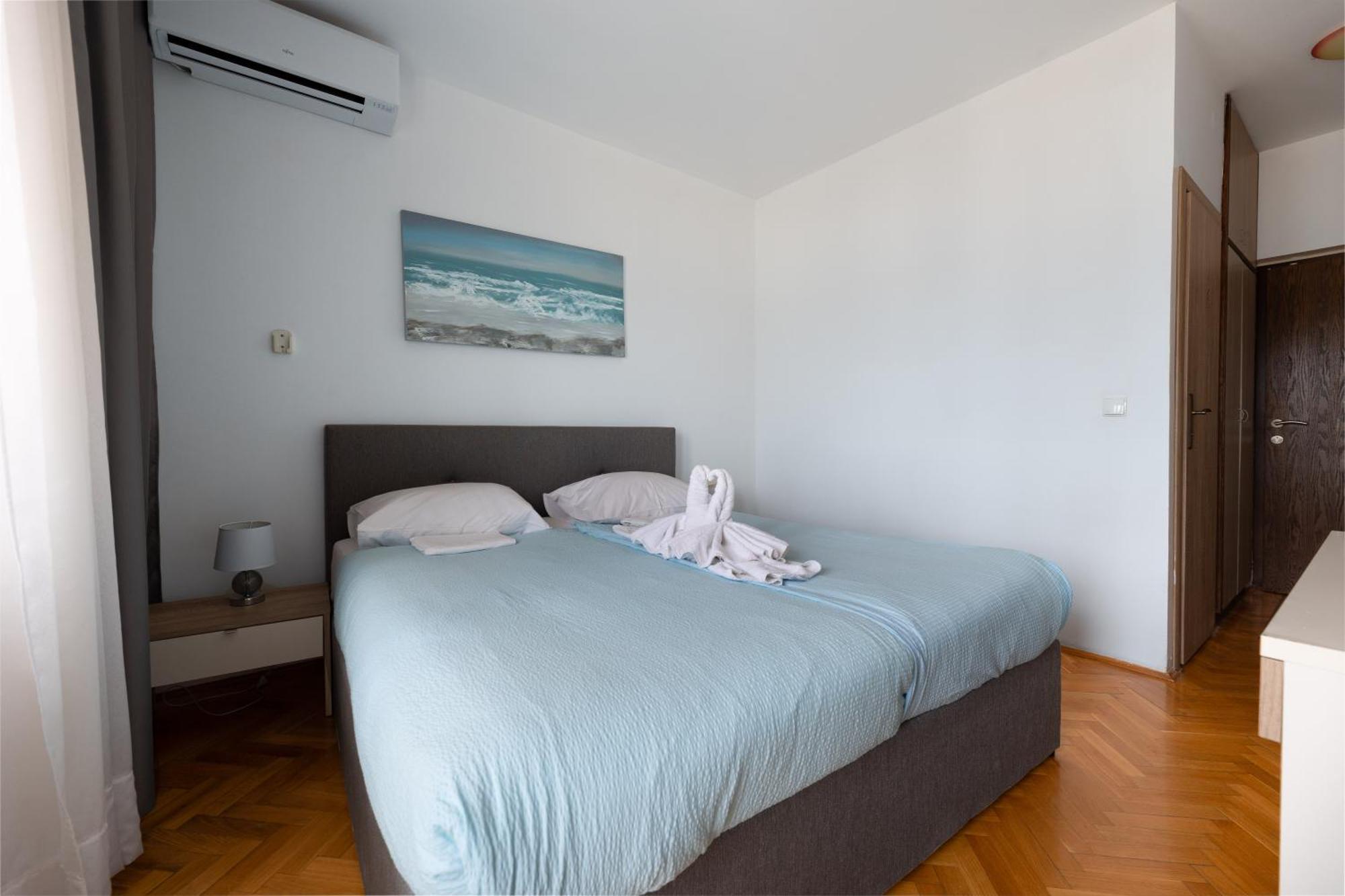 Villa Okruk-10 Meters Away From The Beach Okrug Gornji Extérieur photo