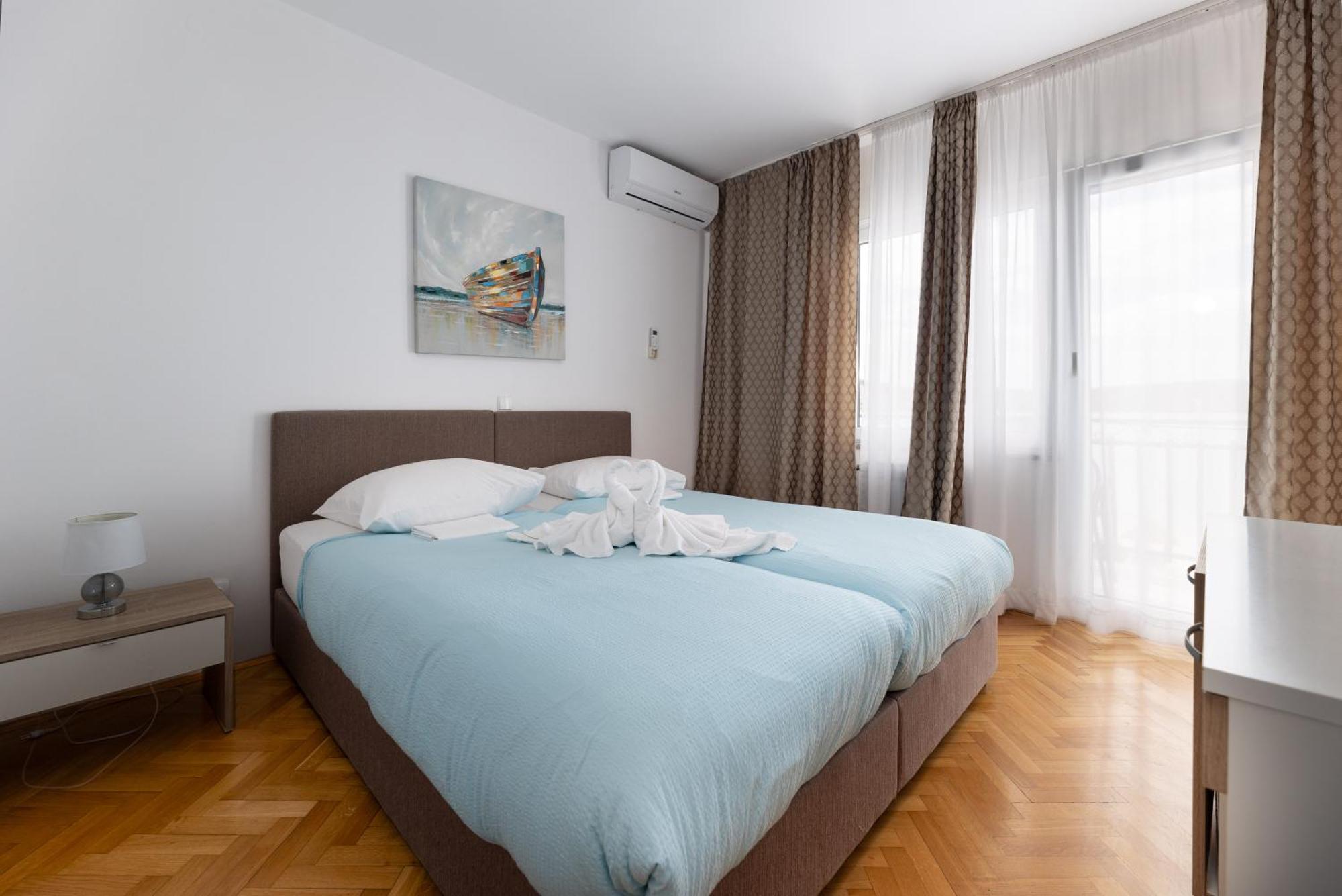 Villa Okruk-10 Meters Away From The Beach Okrug Gornji Extérieur photo